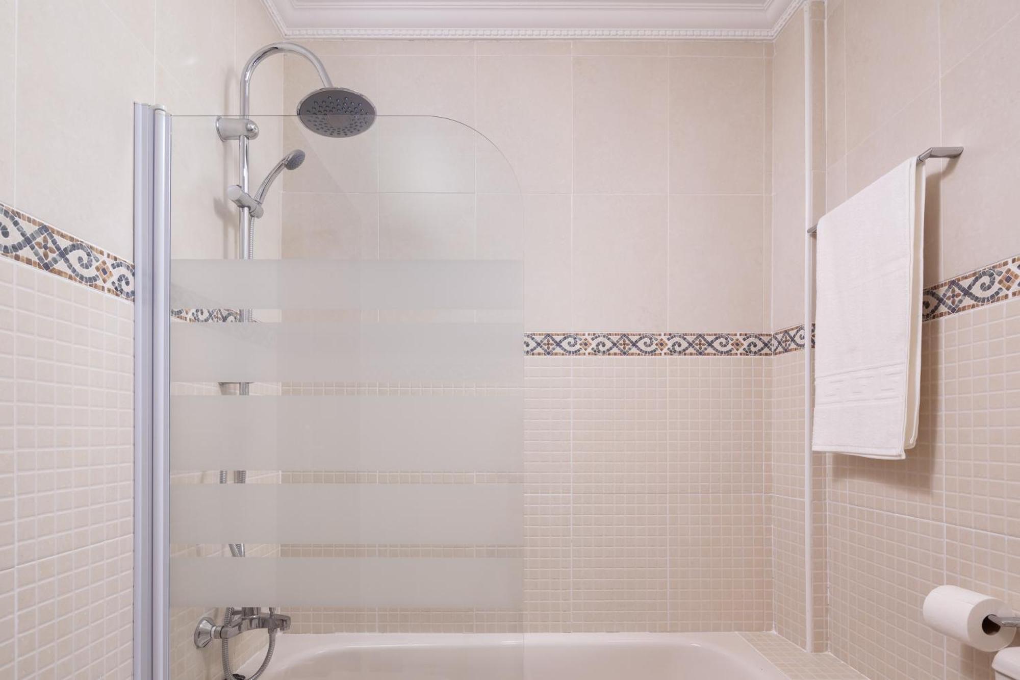 Duplex Trebol Apartment Rincon de la Victoria Luaran gambar