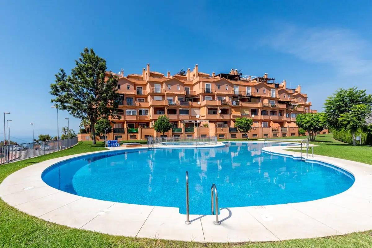 Duplex Trebol Apartment Rincon de la Victoria Luaran gambar
